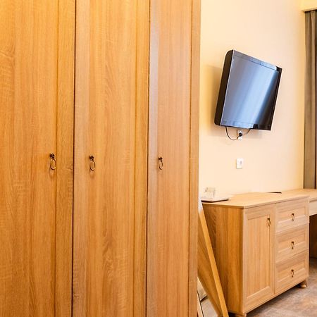 Pensiunea Floarea Soarelui ブラショフ エクステリア 写真